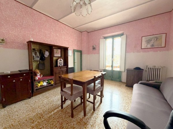appartamento in vendita a Montevarchi in zona Levane