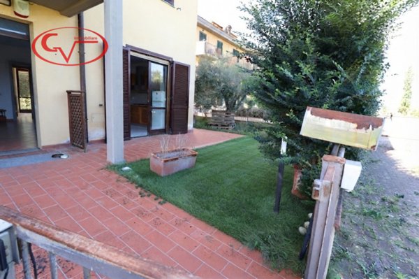 appartamento in vendita a Montevarchi in zona Levane