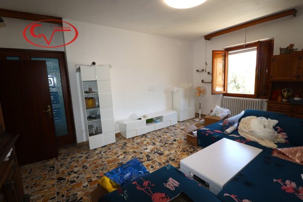 appartamento in vendita a Montevarchi in zona Levane