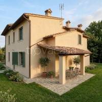 casa indipendente in vendita a Montevarchi