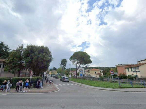 locale di sgombero in vendita a Montevarchi