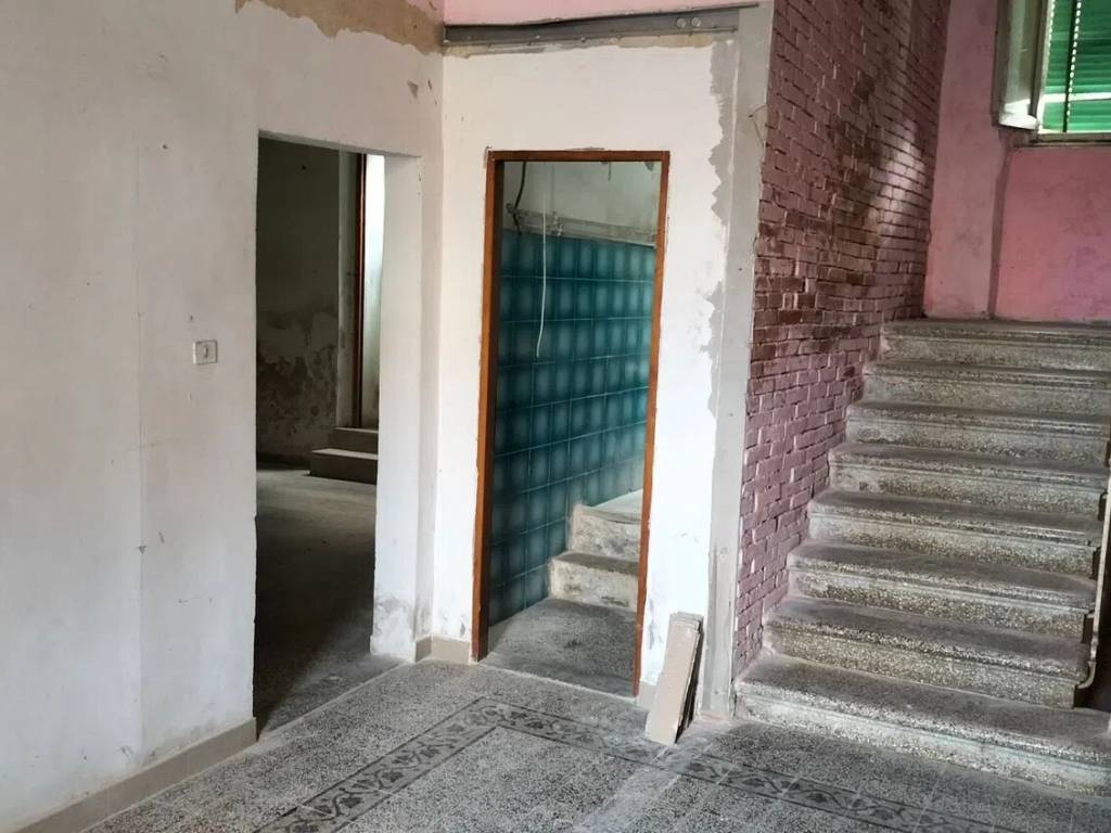 casa indipendente in vendita a Montevarchi in zona Levanella