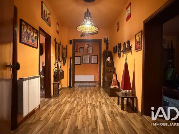 appartamento in vendita a Montevarchi in zona Levanella