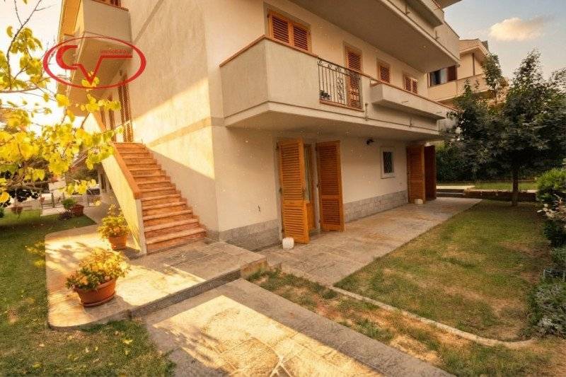 casa indipendente in vendita a Montevarchi