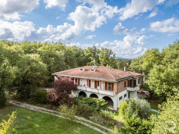 casa indipendente in vendita a Montevarchi in zona Ricasoli