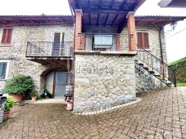 appartamento in vendita ad Ortignano Raggiolo in zona Villa