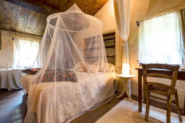 casa indipendente in vendita ad Ortignano Raggiolo in zona Villa