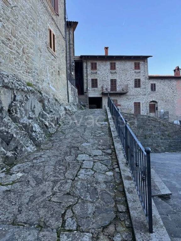 appartamento in vendita ad Ortignano Raggiolo in zona Raggiolo