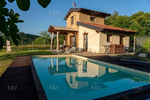 appartamento in vendita ad Ortignano Raggiolo in zona Villa