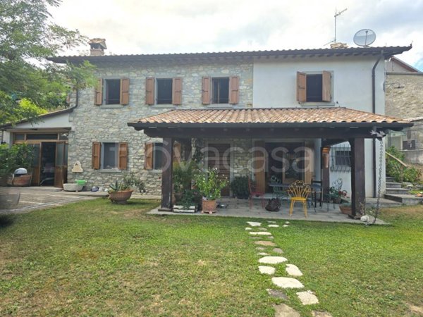casa indipendente in vendita a Pieve Santo Stefano in zona Montalone