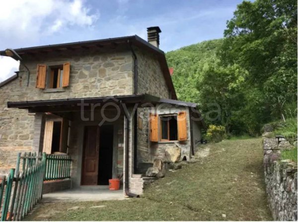 casa indipendente in vendita a Pieve Santo Stefano in zona Valsavignone