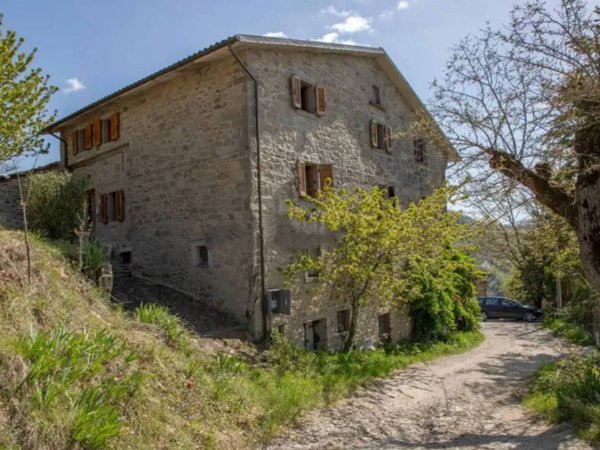 casa indipendente in vendita a Pieve Santo Stefano