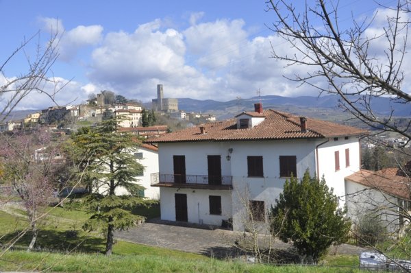 casa indipendente in vendita a Poppi