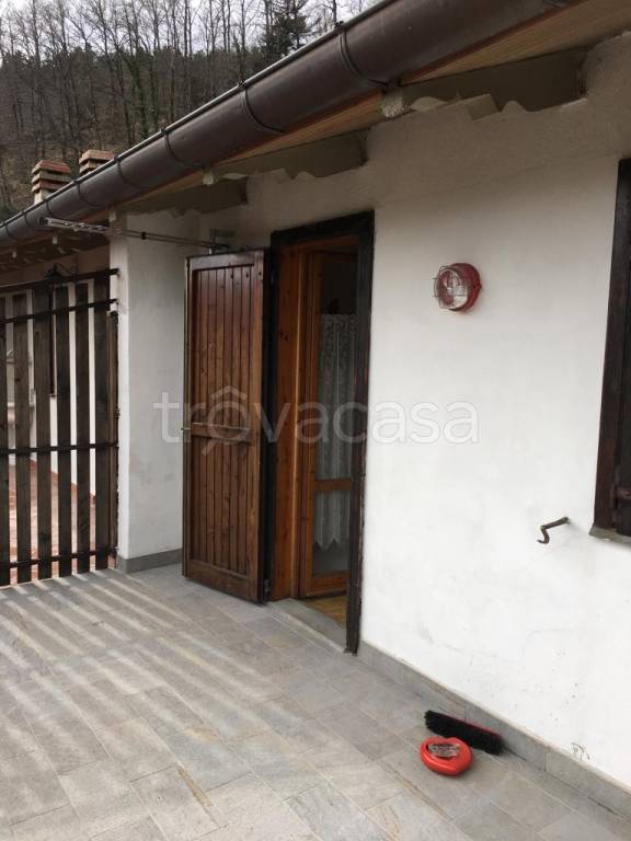 appartamento in vendita a Poppi in zona Badia Prataglia