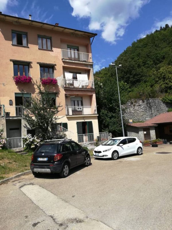 appartamento in vendita a Poppi in zona Badia Prataglia