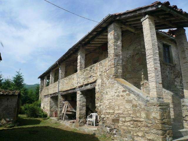 casa indipendente in vendita a Poppi