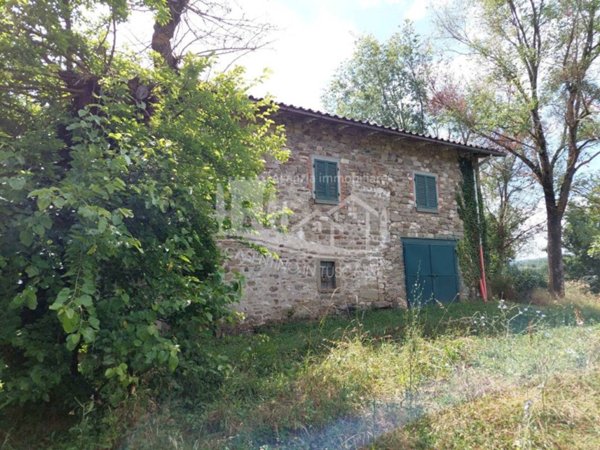 casa indipendente in vendita a Poppi