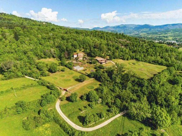 casa indipendente in vendita a Poppi