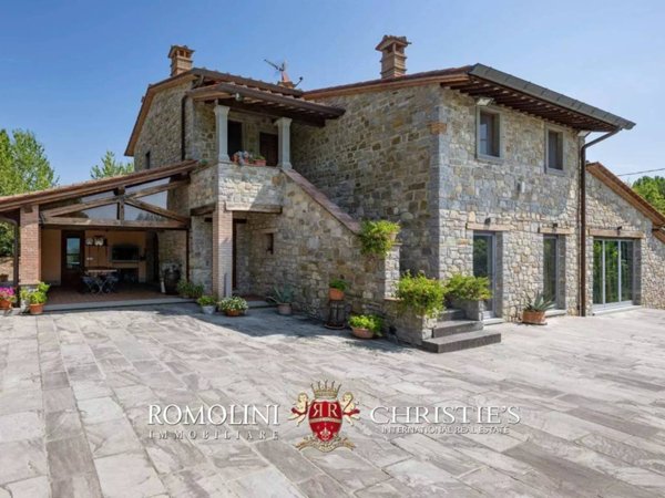 casa indipendente in vendita a Poppi