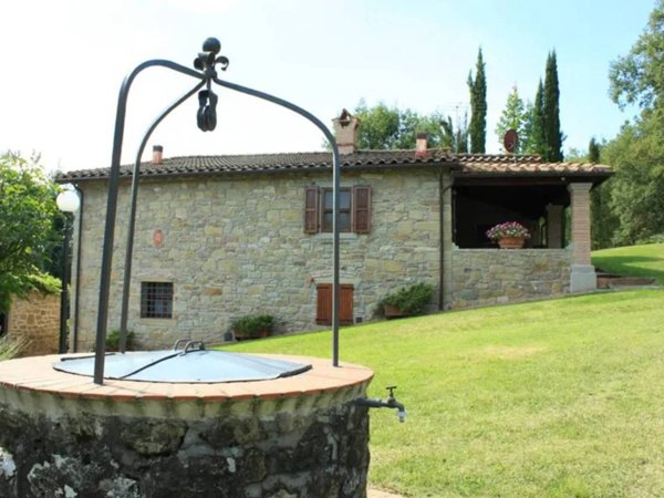 casa indipendente in vendita a Poppi