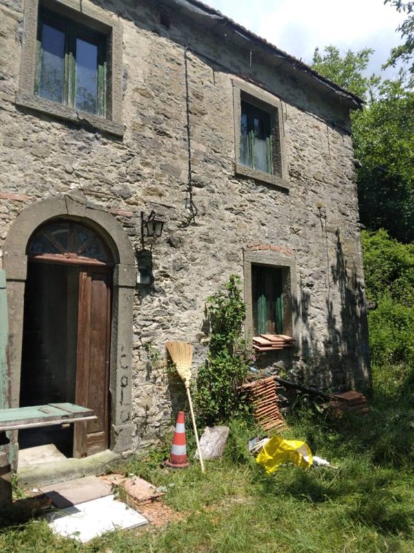 casa indipendente in vendita a Poppi in zona Badia Prataglia