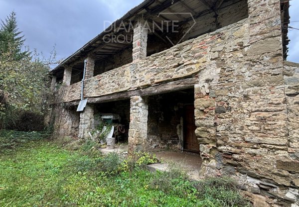 casa indipendente in vendita a Poppi