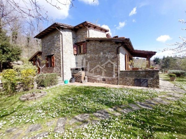 casa indipendente in vendita a Poppi