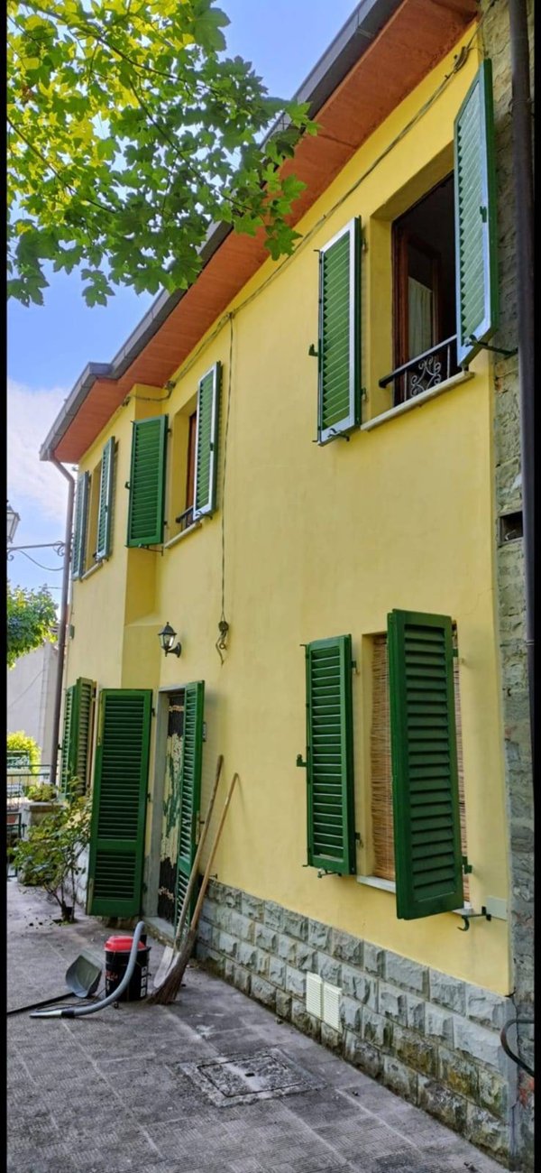 casa indipendente in vendita a Poppi in zona Badia Prataglia