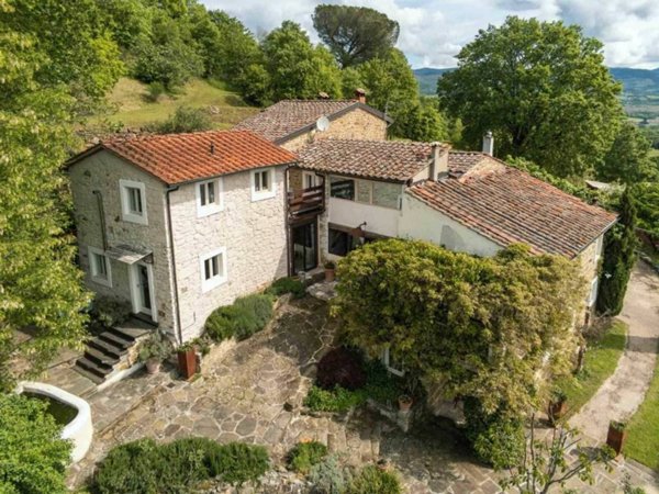 casa indipendente in vendita a Poppi