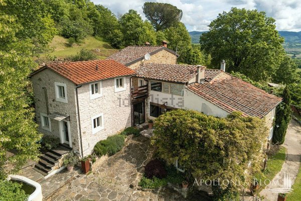 casa indipendente in vendita a Poppi