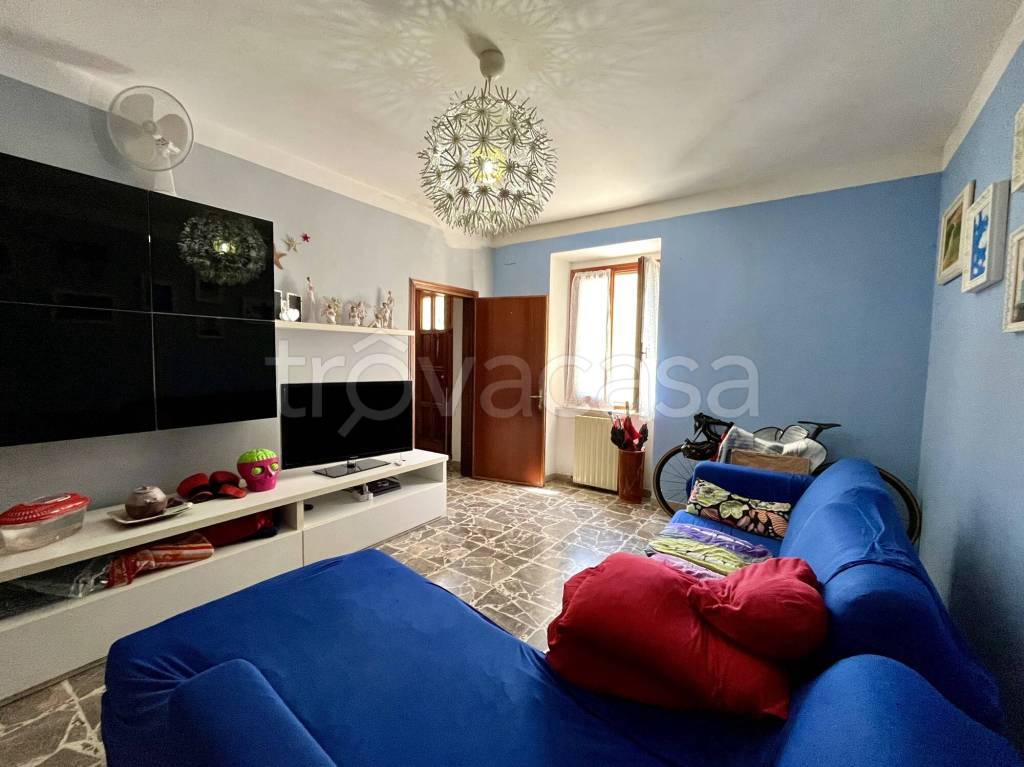 casa indipendente in vendita a Poppi in zona Badia Prataglia