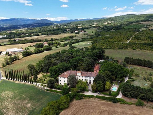 casa indipendente in vendita a Poppi
