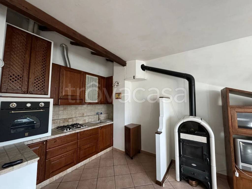 appartamento in vendita a Poppi in zona Badia Prataglia