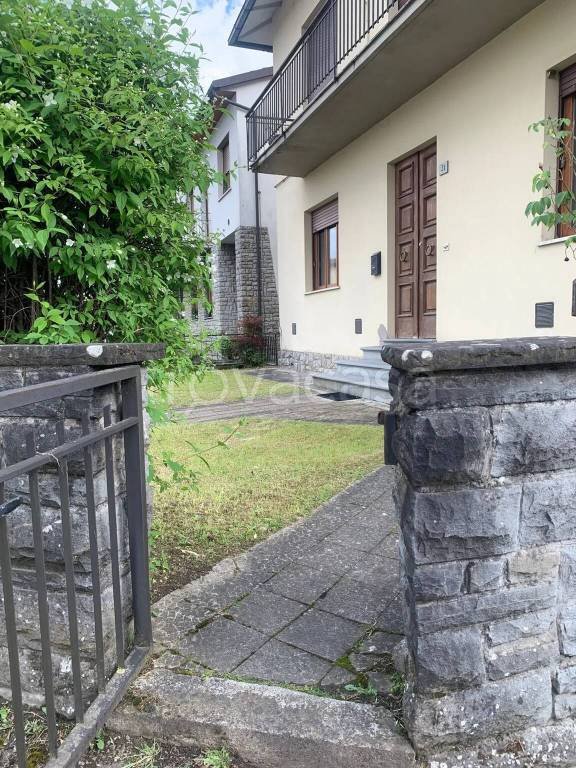 appartamento in vendita a Poppi in zona Ponte a Poppi