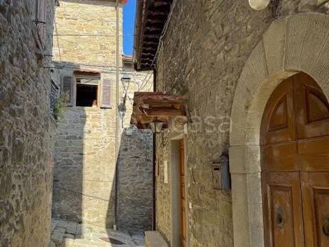 casa indipendente in vendita a Poppi