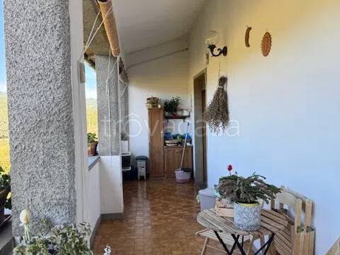 appartamento in vendita a Poppi in zona Ponte a Poppi
