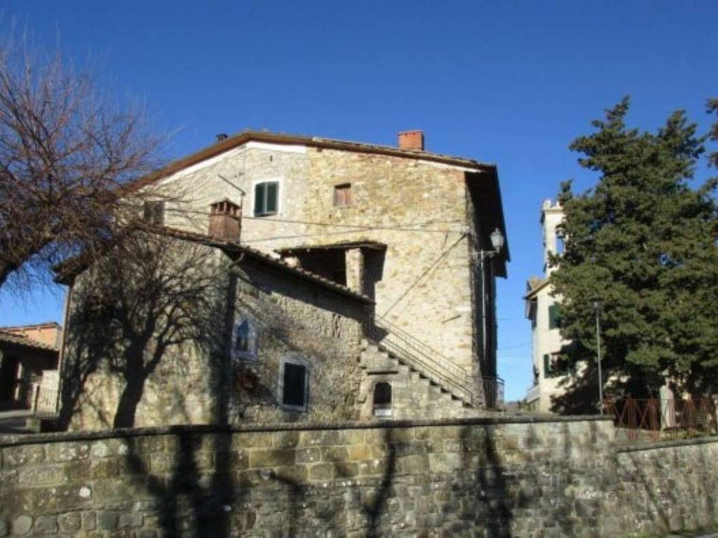 casa indipendente in vendita a Poppi in zona Avena