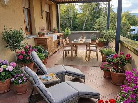 appartamento in vendita a Poppi in zona Porrena