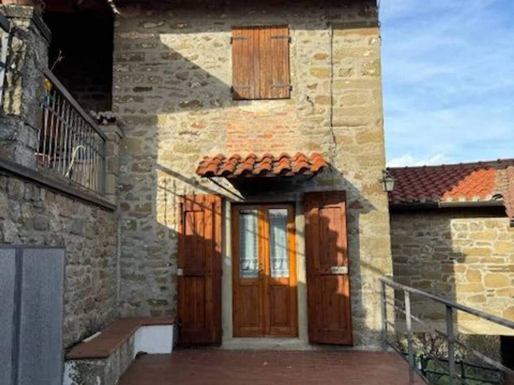 casa indipendente in vendita a Poppi