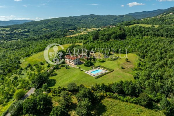 casale in vendita a Poppi