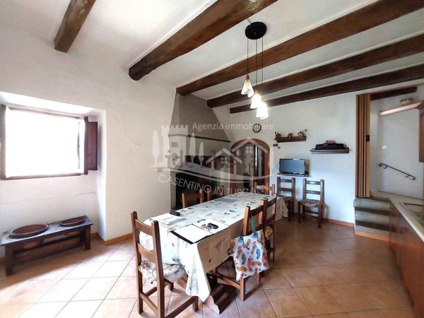 casa indipendente in vendita a Poppi