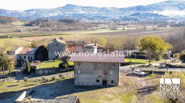 casa indipendente in vendita a Poppi