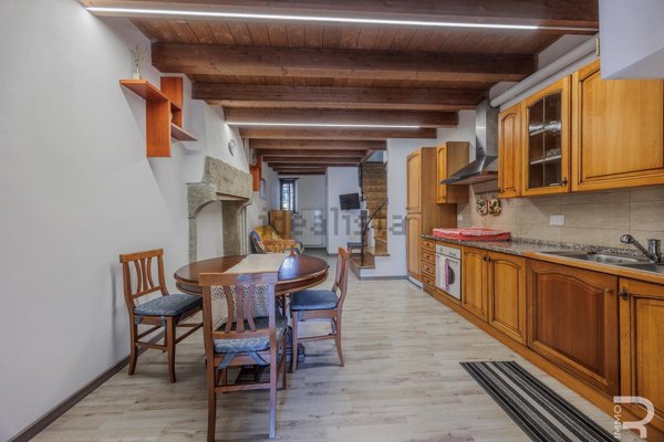 casa indipendente in vendita a Poppi in zona Lierna