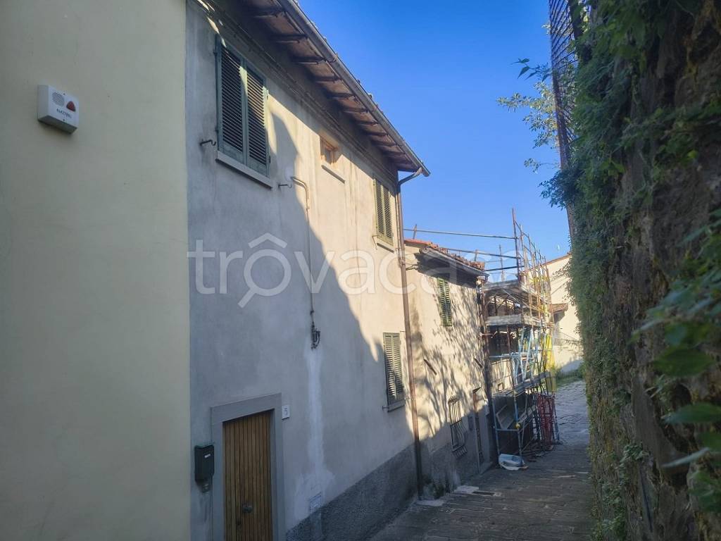 casa indipendente in vendita a Poppi in zona Ponte a Poppi