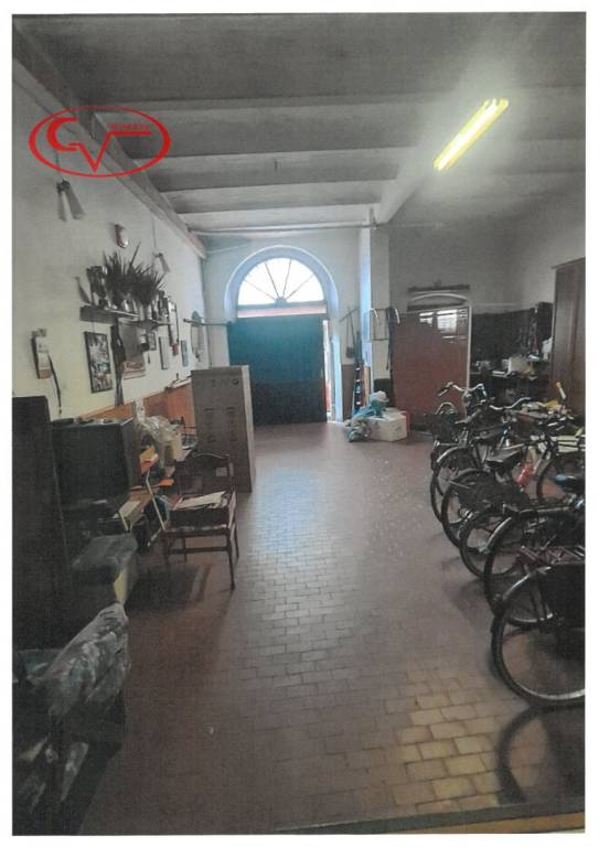 locale commerciale in vendita a San Giovanni Valdarno
