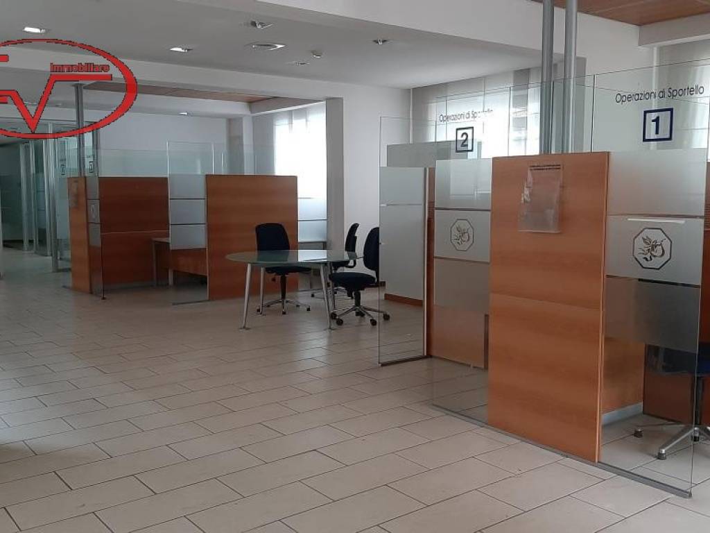 ufficio in vendita a San Giovanni Valdarno