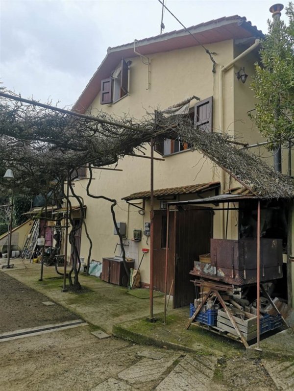 casa indipendente in vendita a San Giovanni Valdarno
