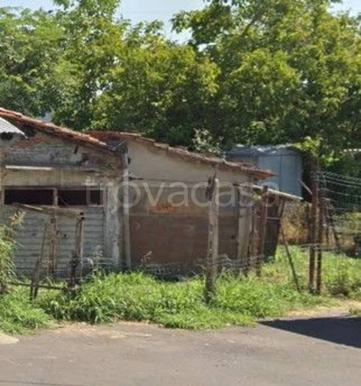 locale di sgombero in vendita a San Giovanni Valdarno