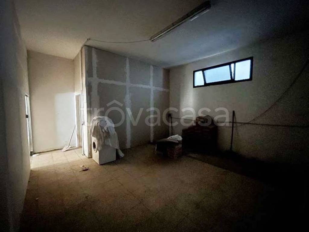 negozio in vendita a San Giovanni Valdarno