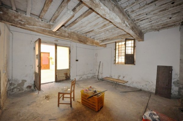 locale di sgombero in vendita a San Giovanni Valdarno